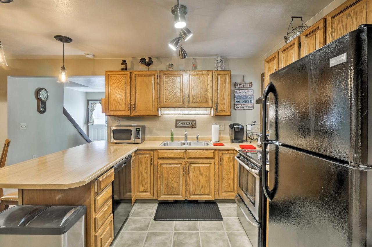Grand Lake Condo With Balcony - 1 Block To Water! 외부 사진