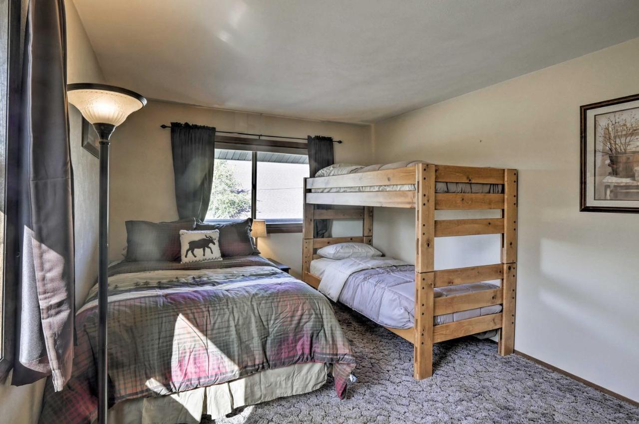 Grand Lake Condo With Balcony - 1 Block To Water! 외부 사진
